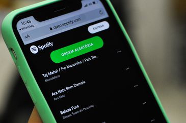 Rádio Nacional lança perfil na plataforma Spotify
Listas foram criadas com curadoria de radialistas das emissoras da EBC