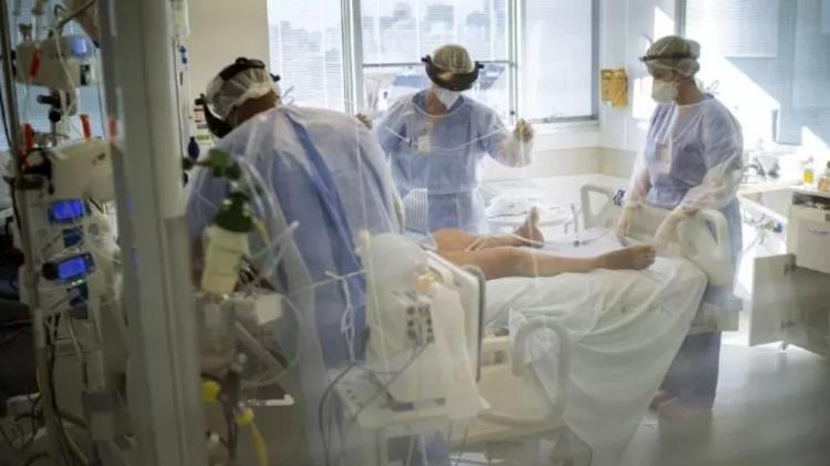 Internações por covid-19 aumentaram no último mês - Daniel Marenco/Folhapress - Daniel Marenco/Folhapress