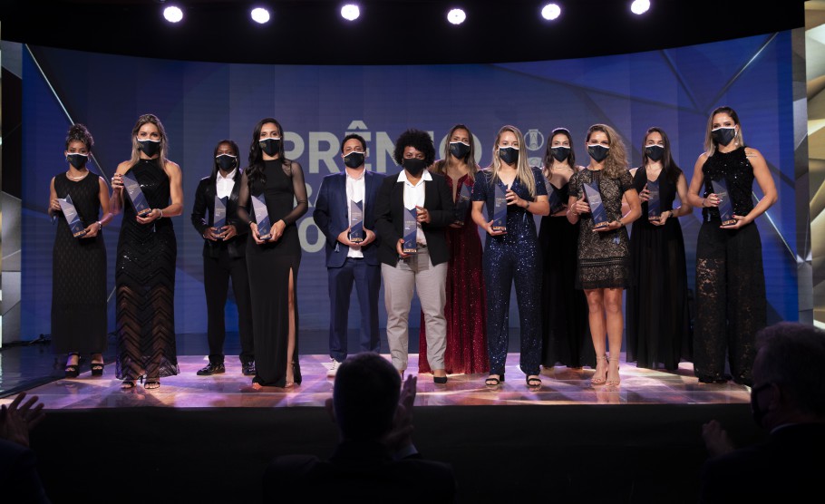 Prêmio Brasileirão 2020 na sede da CBF - Seleção do Brasileirão Feminino A-1 2020