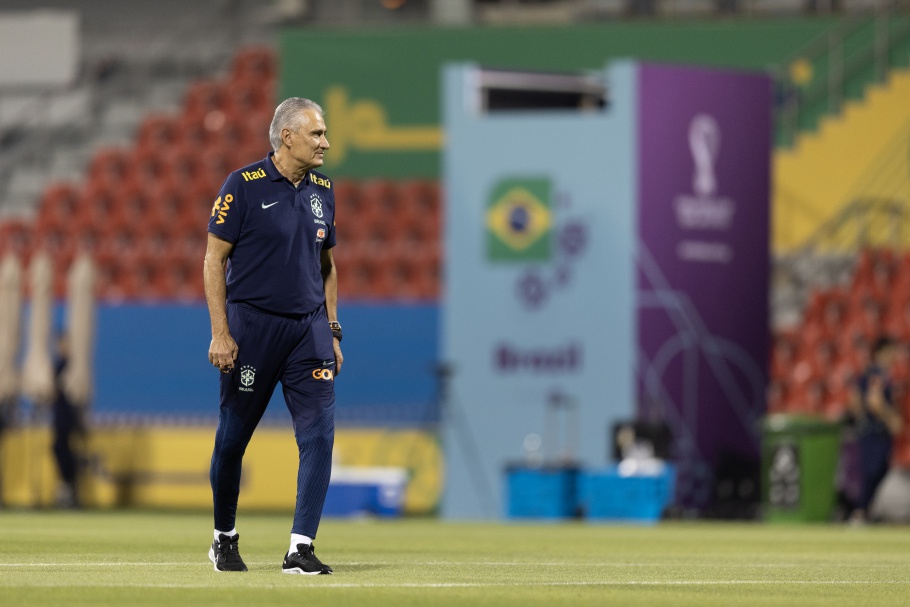 Treino da Seleção Brasileira no centro de treinamento em Doha. Tite