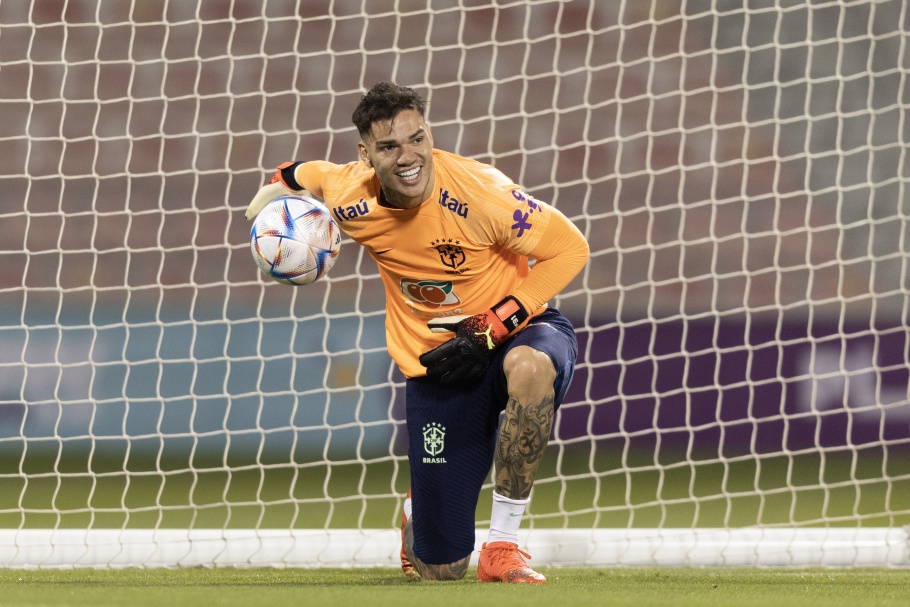 Treino da Seleção Brasileira no centro de treinamento em Doha. Ederson