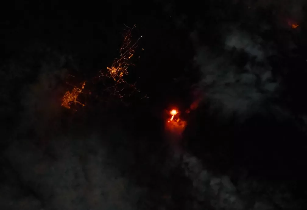 Imagem feita pelo Landsat 8 em 22 de setembro à noite em La Palma, na Espanha — Foto: Landsat 8/Earth Observatory/Nasa