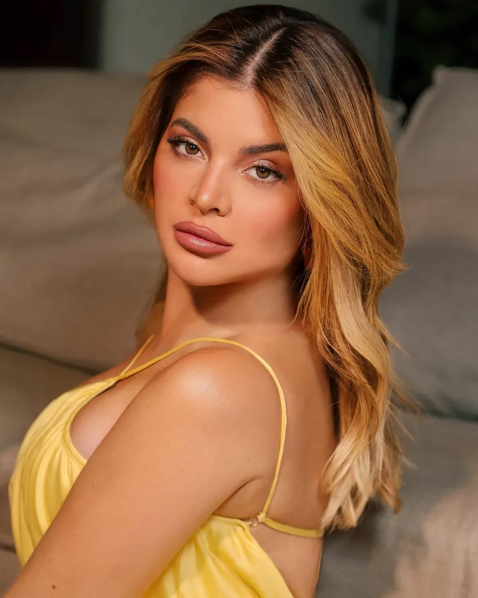 Gkay conta que é a favor de procedimentos estéticos — Foto: Lucas Mennezes/Divulgação