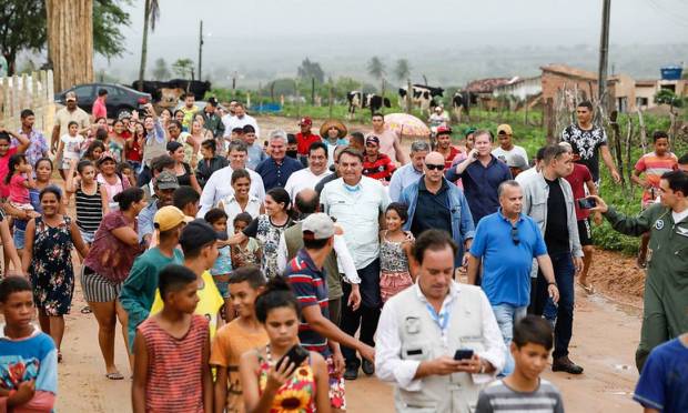 Bolsonaro no Povoado Alecrim, município de Girau do Ponciano, em Alagoas Foto: Alan Santos / Alan Santos / PR