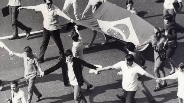 Uma das manifestações estudantis ocorridas em 1968 contra o regime militar