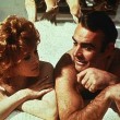 Na imagem, James Bond interpretado por Sean Connery. Alcoolismo faria de Bond impotente, dizem médicos (Foto: Film 86/BBC)