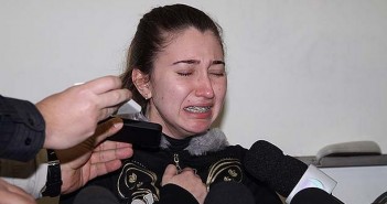 Para compartilhar esse conteúdo, por favor utilize o link http://www1.folha.uol.com.br/esporte/2014/09/1515188-casa-de-gremista-que-xingou-aranha-pega-fogo-em-porto-alegre.shtml?cmpid=%22facefolha%22 ou as ferramentas oferecidas na página. Textos, fotos, artes e vídeos da Folha estão protegidos pela legislação brasileira sobre direito autoral. Não reproduza o conteúdo do jornal em qualquer meio de comunicação, eletrônico ou impresso, sem autorização da Folhapress (pesquisa@folhapress.com.br). As regras têm como objetivo proteger o investimento que a Folha faz na qualidade de seu jornalismo. Se precisa copiar trecho de texto da Folha para uso privado, por favor logue-se como assinante ou cadastrado. (Foto: Luciano Leon/Raw Image/Folhapress)