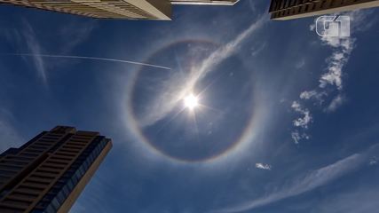 'Halo solar' chama atenção no céu de Brasília