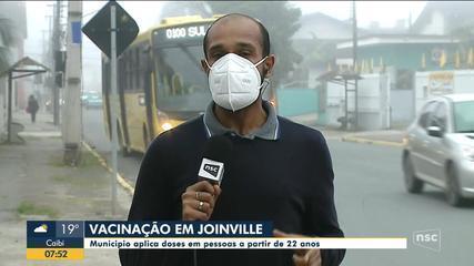 Joinville aplica doses de vacina contra Covid em pessoas a partir de 22 anos